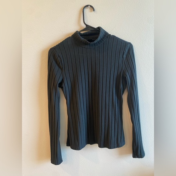 SHEIN Tops - SHEIN Size Medium Long Sleeve Collared Blouse